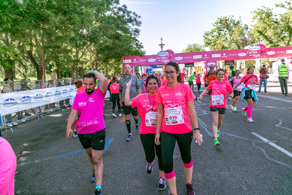 Carrera de la Mujer de Madrid - META, ARCO DERECHO (de 53:03 a 54:33)