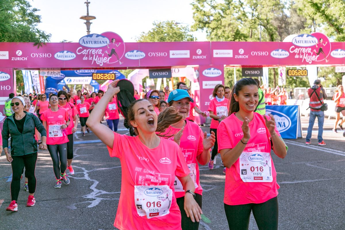 Carrera de la Mujer de Madrid - META, ARCO DERECHO (de 51:40 a 53:02)