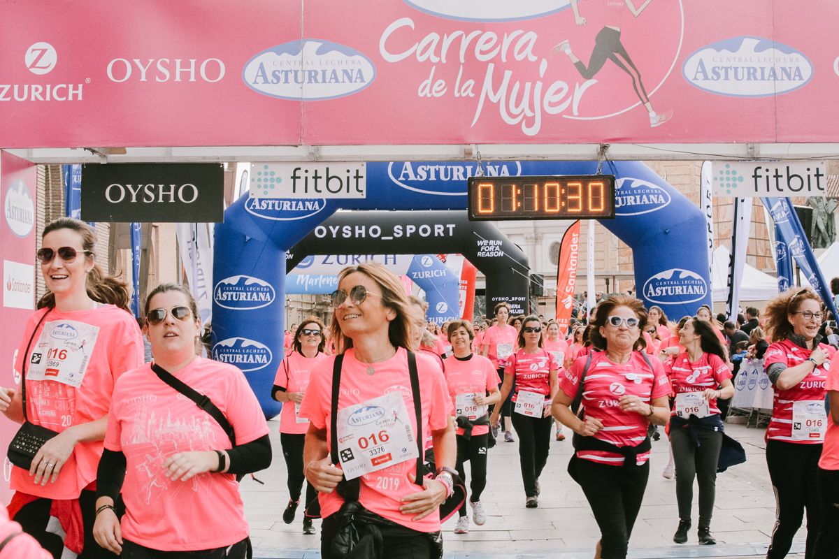 Llegada de la Carrera de la Mujer de Zaragoza (GALERÍA 15)