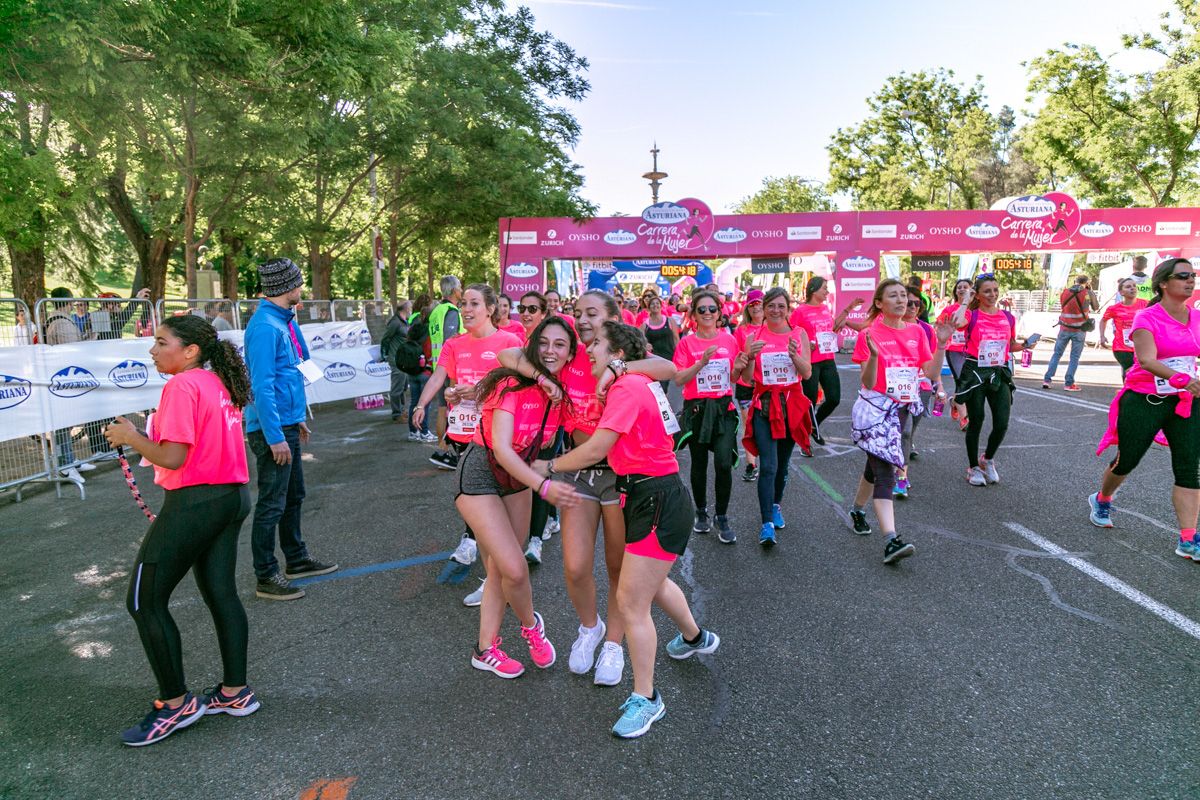 Carrera de la Mujer de Madrid - META, ARCO DERECHO (de 53:03 a 54:33)