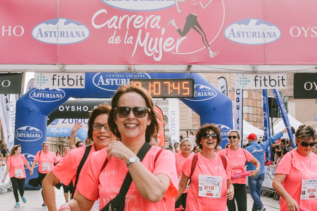 Llegada de la Carrera de la Mujer de Zaragoza (GALERÍA 15)