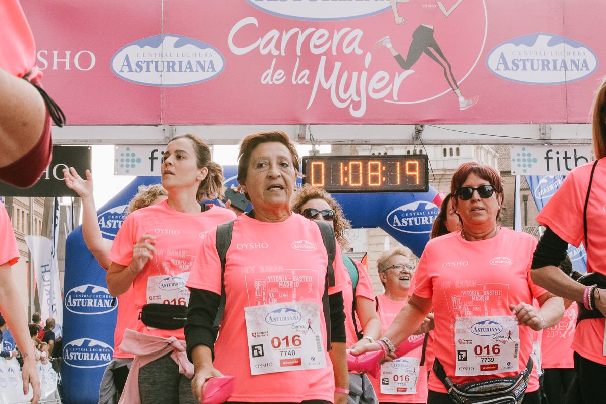 Llegada de la Carrera de la Mujer de Zaragoza (GALERÍA 15)