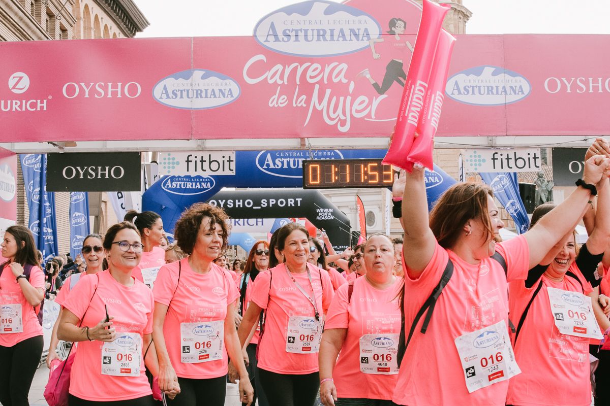 Llegada de la Carrera de la Mujer de Zaragoza (GALERÍA 16)