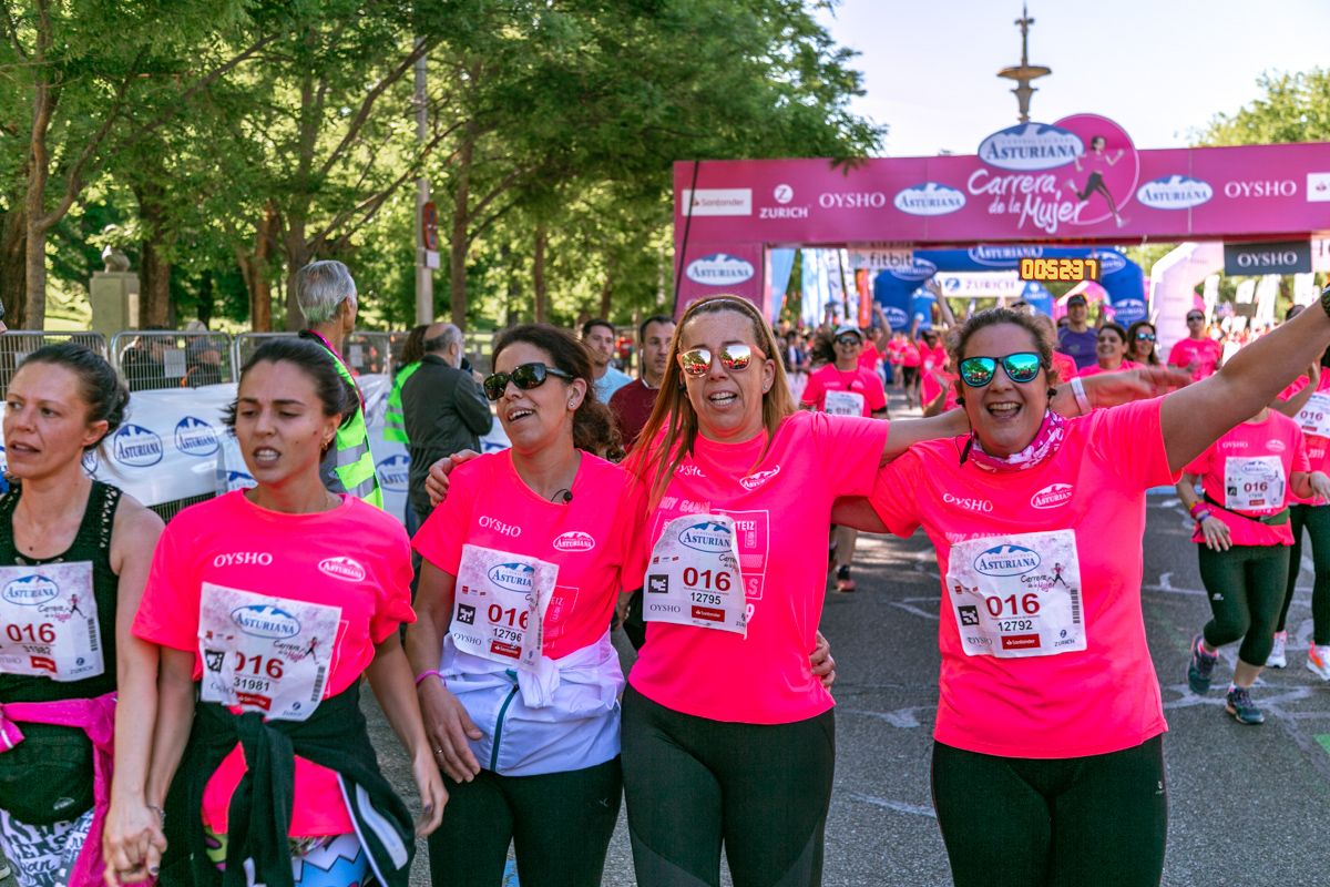 Carrera de la Mujer de Madrid - META, ARCO DERECHO (de 51:40 a 53:02)
