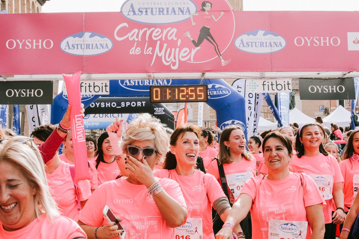 Llegada de la Carrera de la Mujer de Zaragoza (GALERÍA 16)