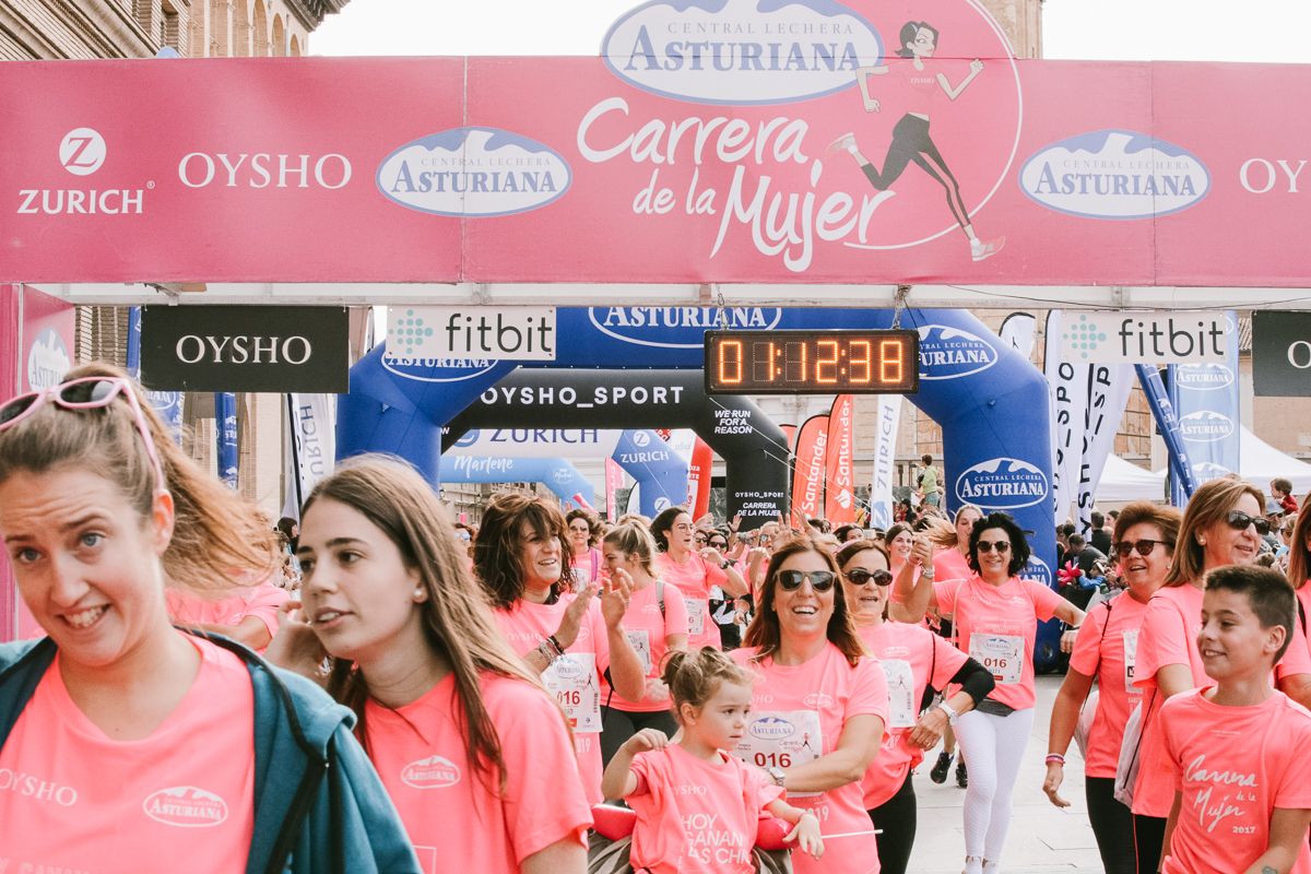 Llegada de la Carrera de la Mujer de Zaragoza (GALERÍA 16)