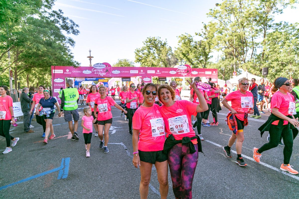 Carrera de la Mujer de Madrid - META, ARCO DERECHO (de 54:34 a 56:19)
