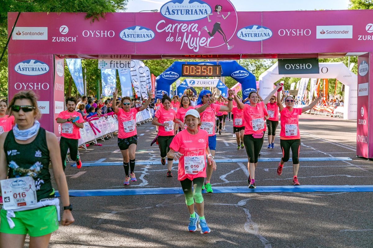 Carrera de la Mujer de Madrid - META, ARCO DERECHO (de 33:57 a 35:05)