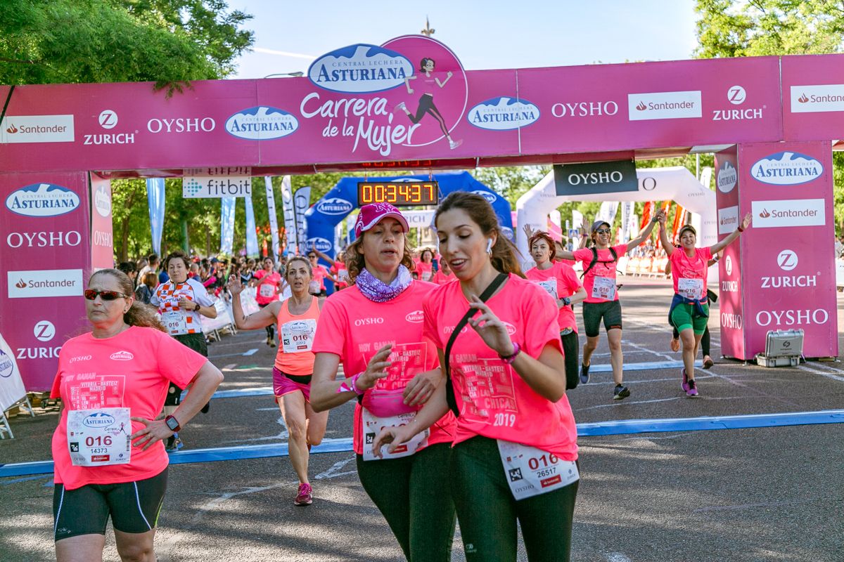 Carrera de la Mujer de Madrid - META, ARCO DERECHO (de 33:57 a 35:05)