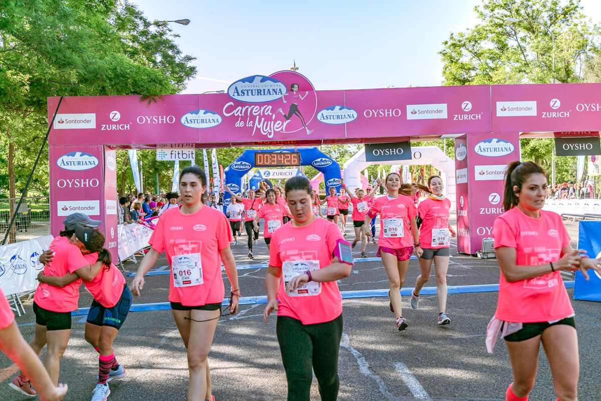 Carrera de la Mujer de Madrid - META, ARCO DERECHO (de 33:57 a 35:05)