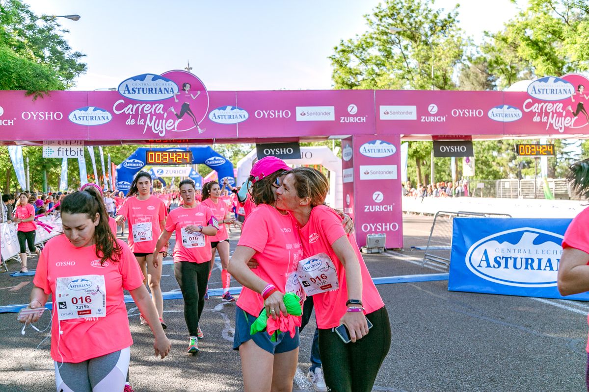 Carrera de la Mujer de Madrid - META, ARCO DERECHO (de 33:57 a 35:05)