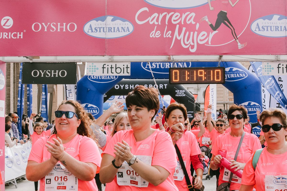 Llegada de la Carrera de la Mujer de Zaragoza (GALERÍA 19)