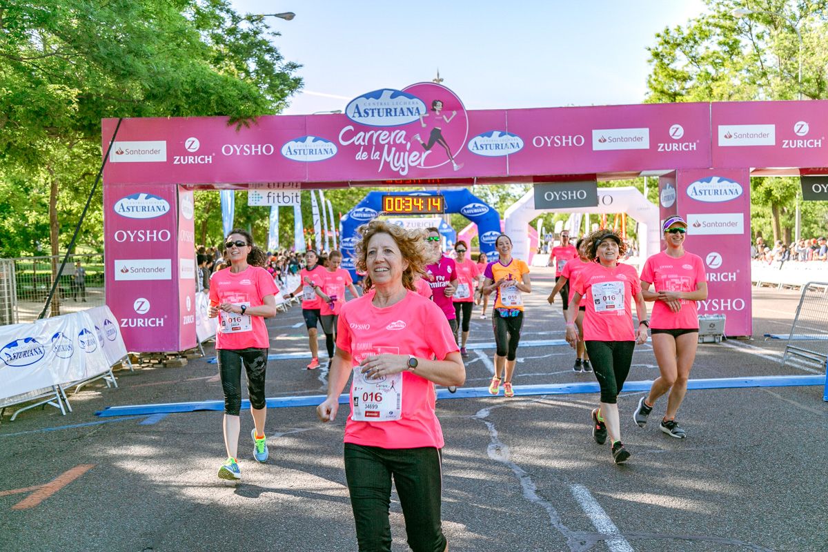 Carrera de la Mujer de Madrid - META, ARCO DERECHO (de 33:57 a 35:05)