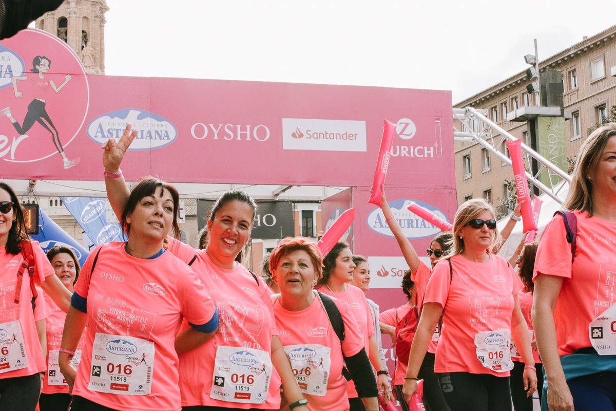 Llegada de la Carrera de la Mujer de Zaragoza (GALERÍA 18)