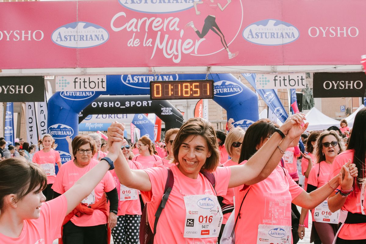 Llegada de la Carrera de la Mujer de Zaragoza (GALERÍA 19)