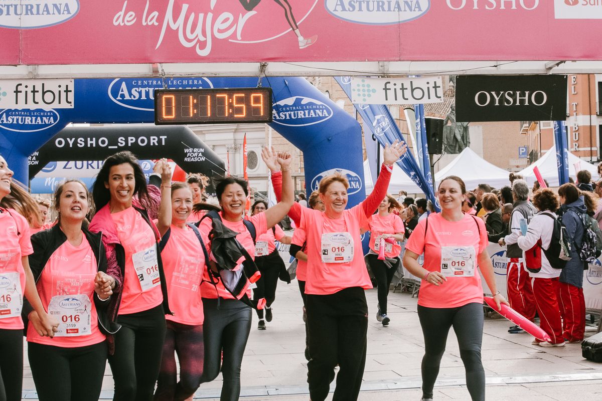 Llegada de la Carrera de la Mujer de Zaragoza (GALERÍA 18)