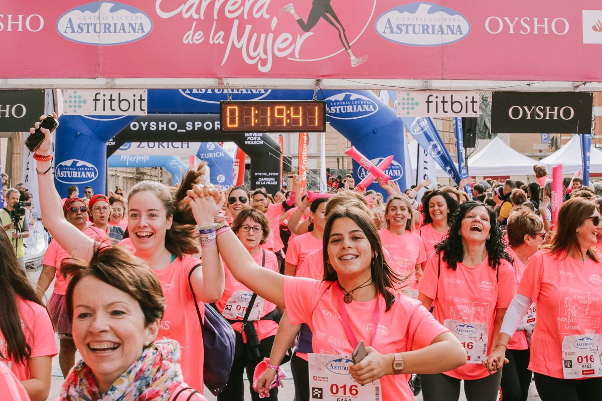 Llegada de la Carrera de la Mujer de Zaragoza (GALERÍA 19)