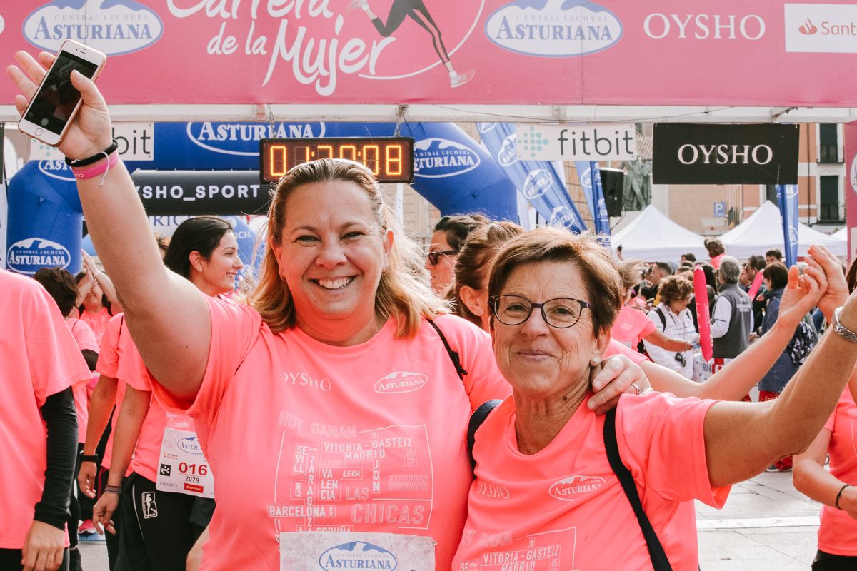 Llegada de la Carrera de la Mujer de Zaragoza (GALERÍA 20)