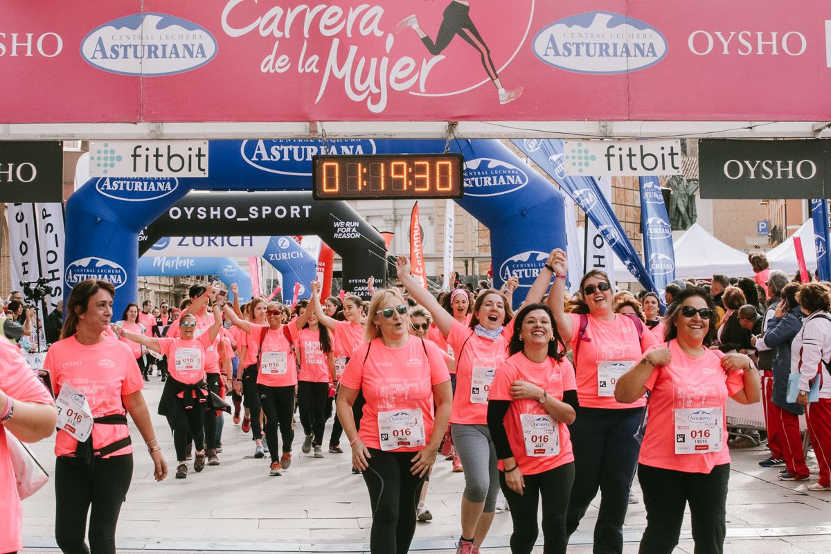 Llegada de la Carrera de la Mujer de Zaragoza (GALERÍA 19)