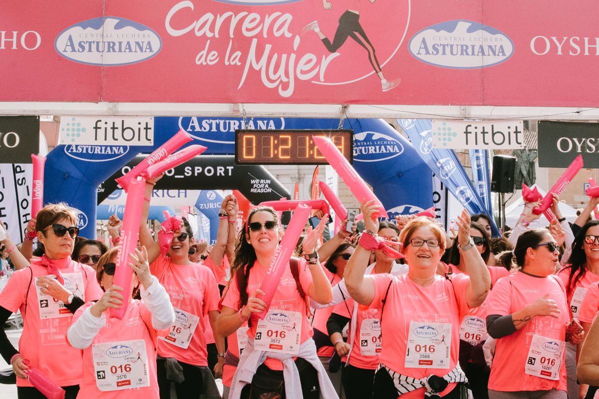 Llegada de la Carrera de la Mujer de Zaragoza (GALERÍA 20)