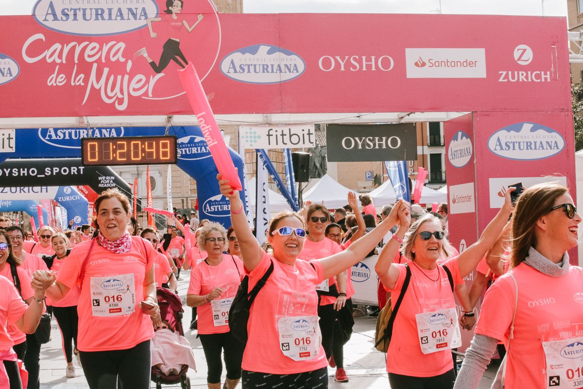 Llegada de la Carrera de la Mujer de Zaragoza (GALERÍA 20)