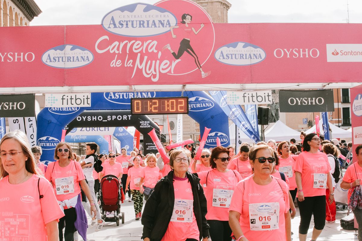 Llegada de la Carrera de la Mujer de Zaragoza (GALERÍA 20)