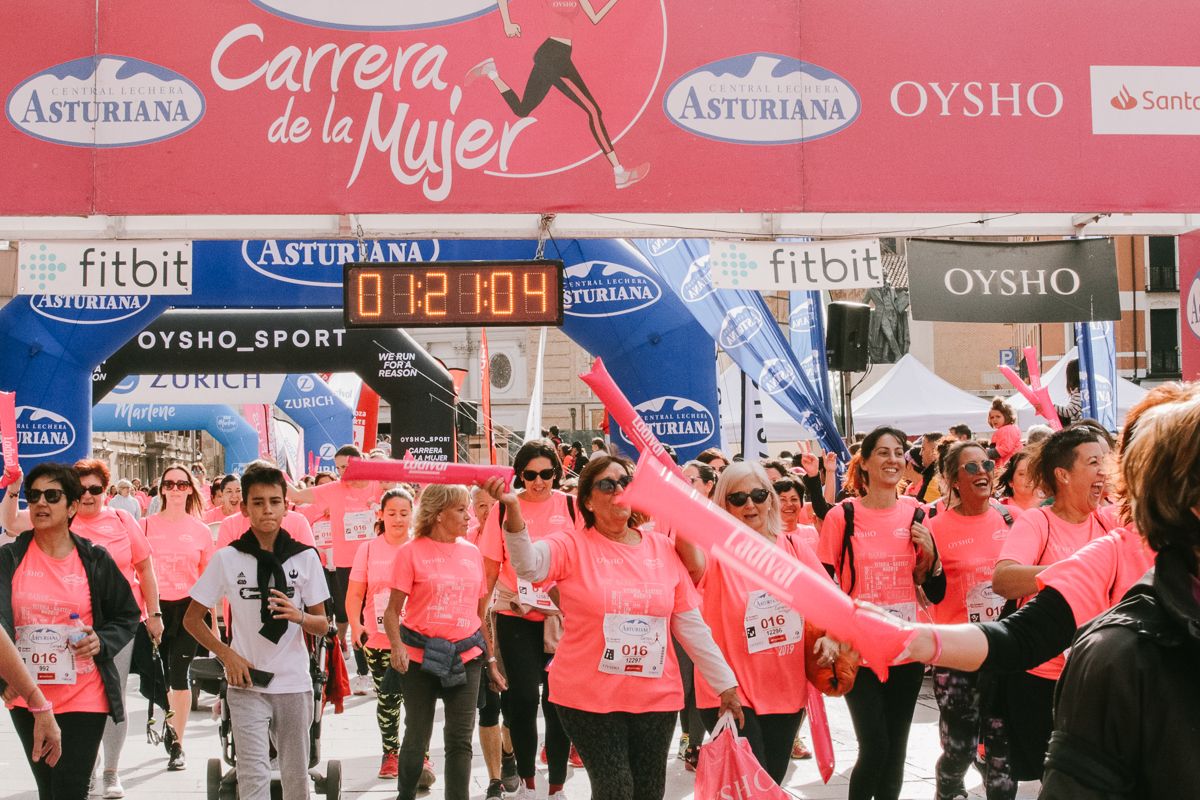 Llegada de la Carrera de la Mujer de Zaragoza (GALERÍA 20)