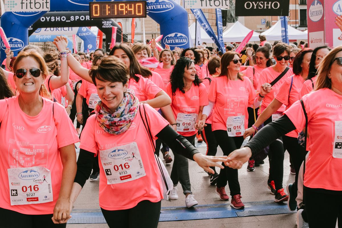 Llegada de la Carrera de la Mujer de Zaragoza (GALERÍA 19)