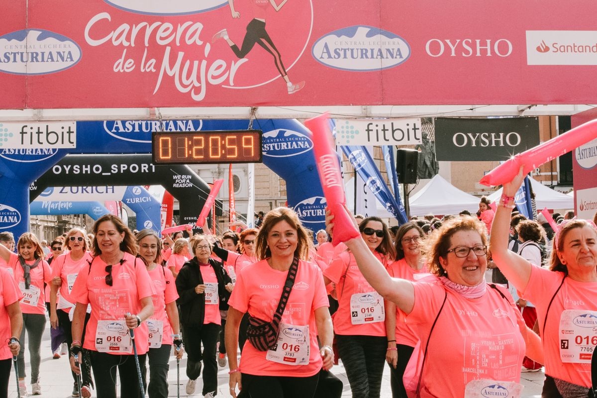 Llegada de la Carrera de la Mujer de Zaragoza (GALERÍA 20)