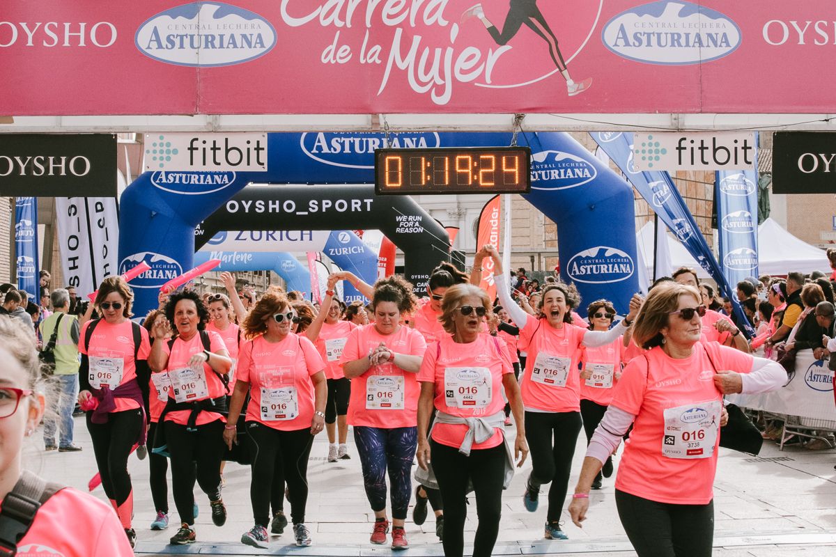 Llegada de la Carrera de la Mujer de Zaragoza (GALERÍA 19)