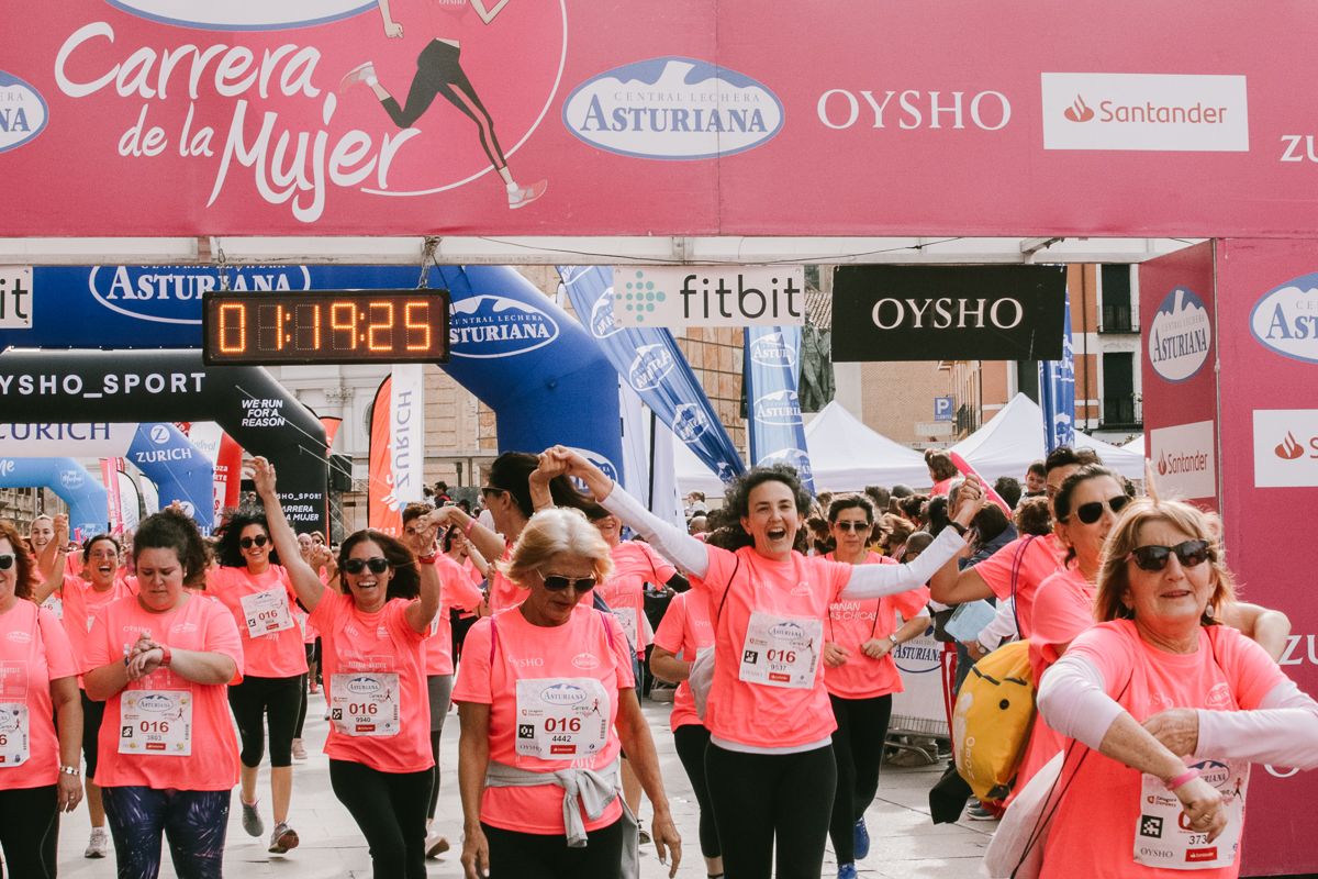 Llegada de la Carrera de la Mujer de Zaragoza (GALERÍA 19)