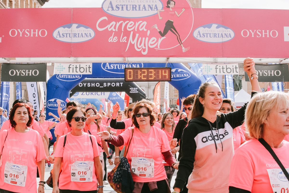 Llegada de la Carrera de la Mujer de Zaragoza (GALERÍA 22)