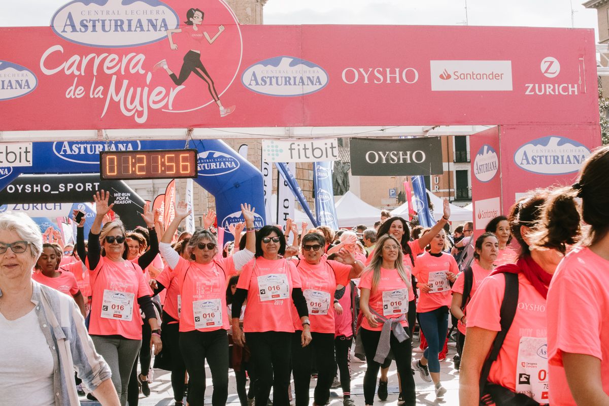 Llegada de la Carrera de la Mujer de Zaragoza (GALERÍA 21)