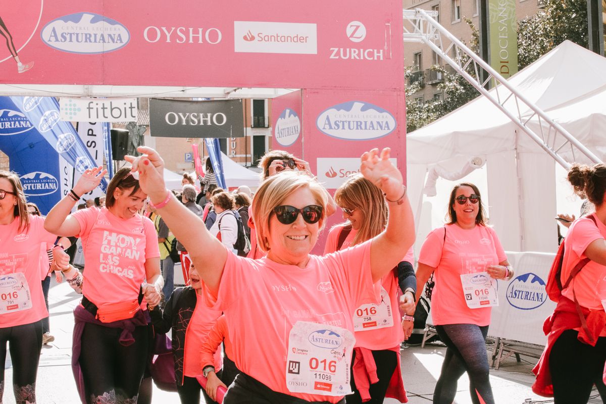 Llegada de la Carrera de la Mujer de Zaragoza (GALERÍA 21)