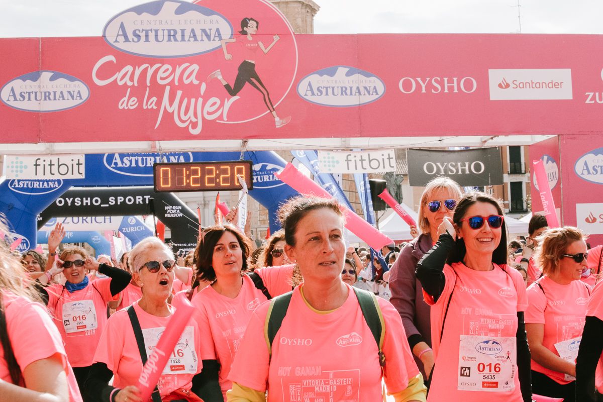 Llegada de la Carrera de la Mujer de Zaragoza (GALERÍA 21)