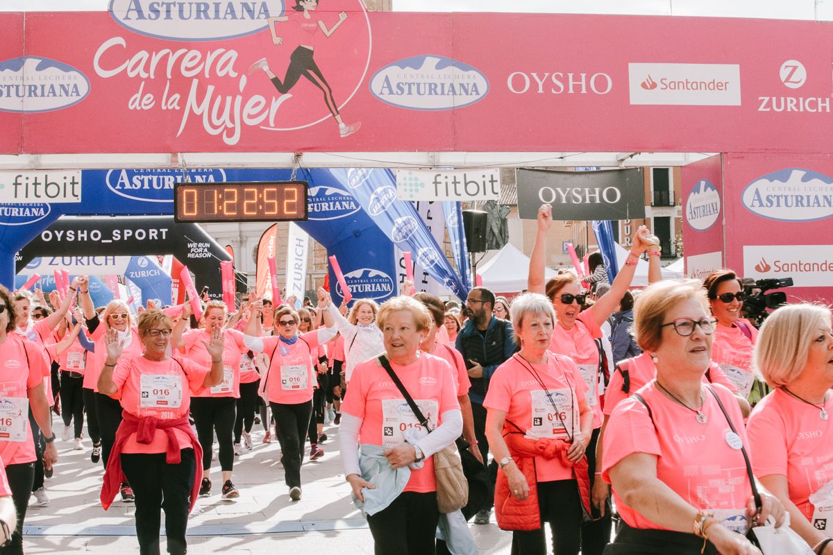 Llegada de la Carrera de la Mujer de Zaragoza (GALERÍA 22)