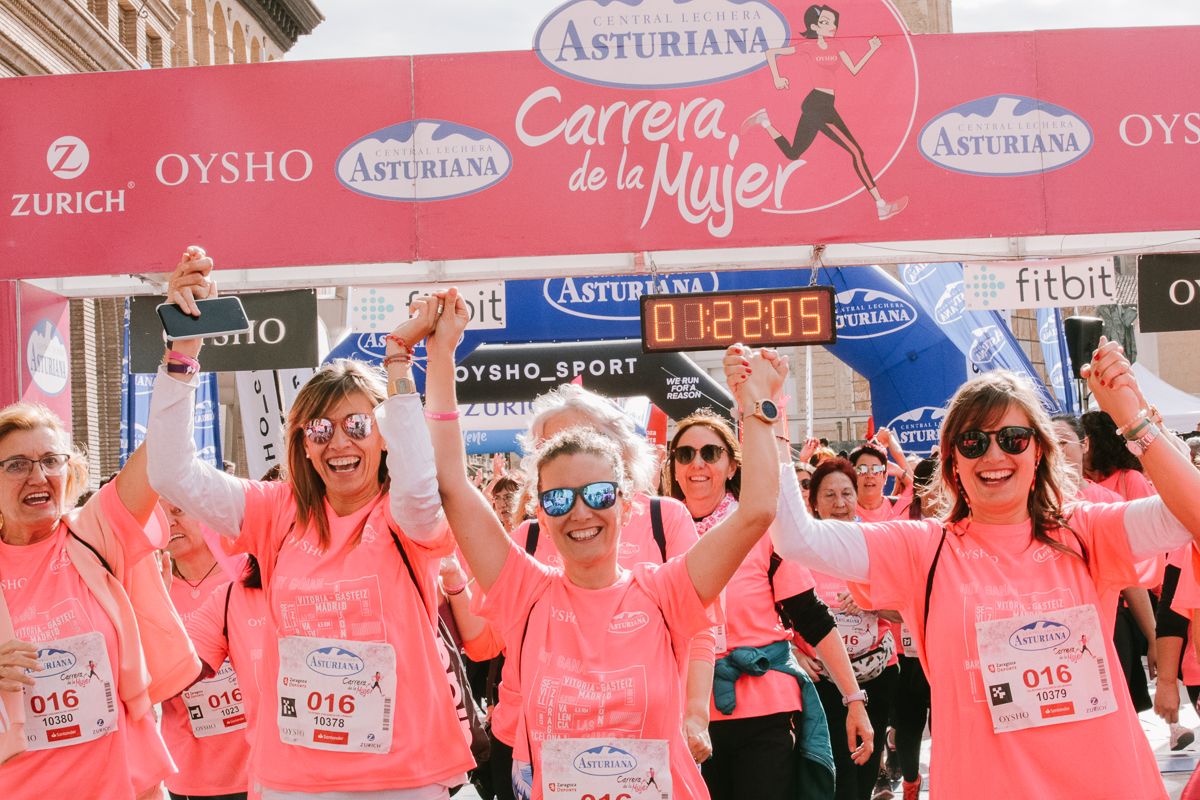 Llegada de la Carrera de la Mujer de Zaragoza (GALERÍA 21)