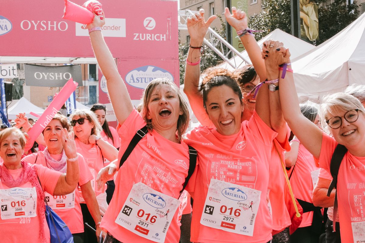 Llegada de la Carrera de la Mujer de Zaragoza (GALERÍA 22)