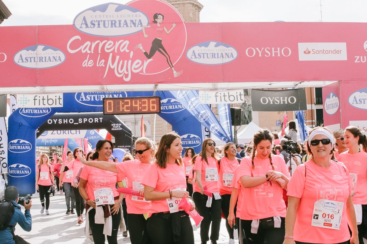 Llegada de la Carrera de la Mujer de Zaragoza (GALERÍA 23)