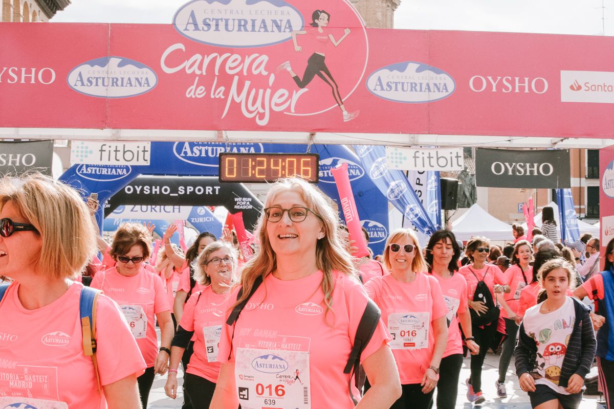 Llegada de la Carrera de la Mujer de Zaragoza (GALERÍA 22)