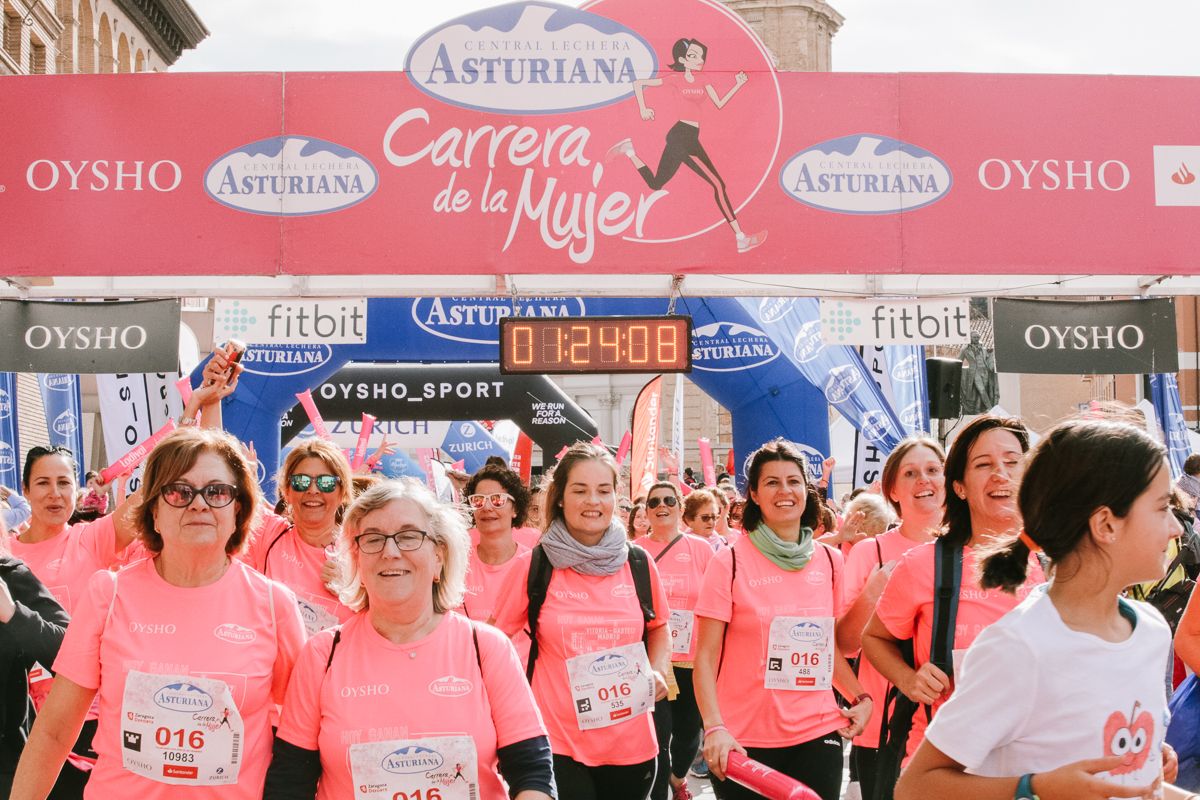Llegada de la Carrera de la Mujer de Zaragoza (GALERÍA 22)