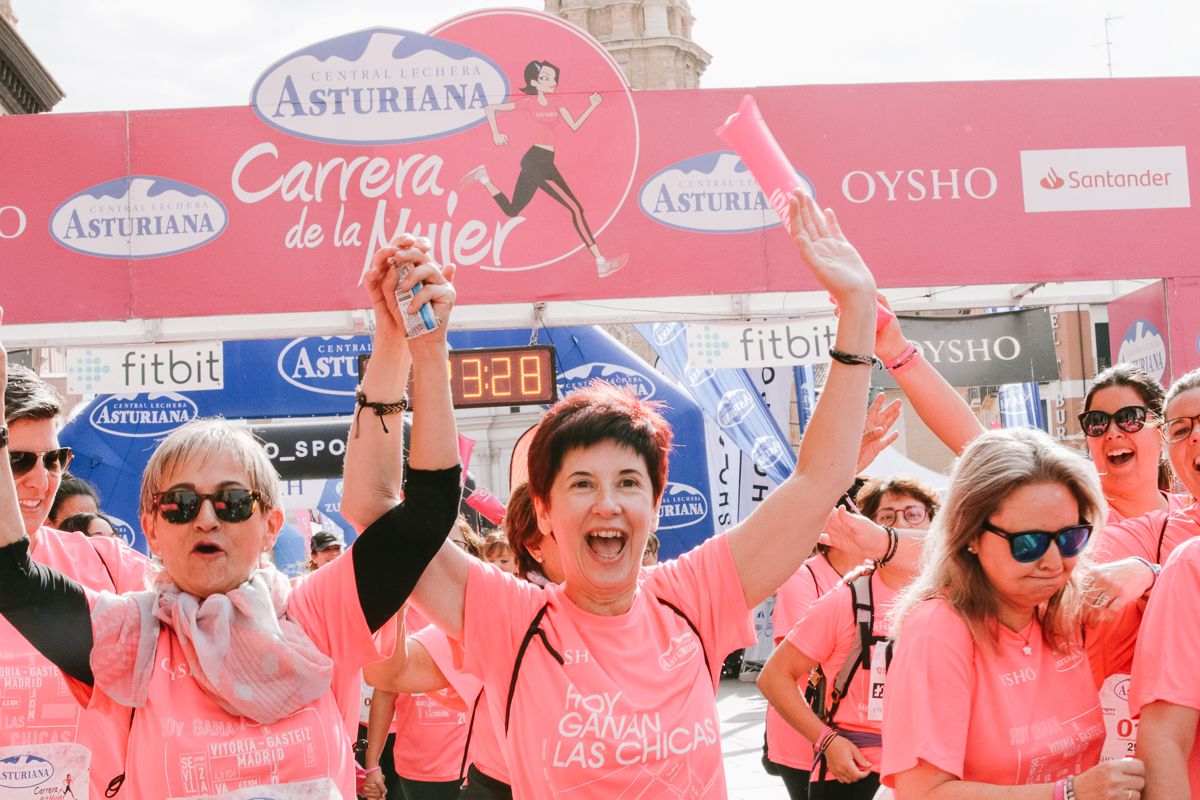 Llegada de la Carrera de la Mujer de Zaragoza (GALERÍA 22)