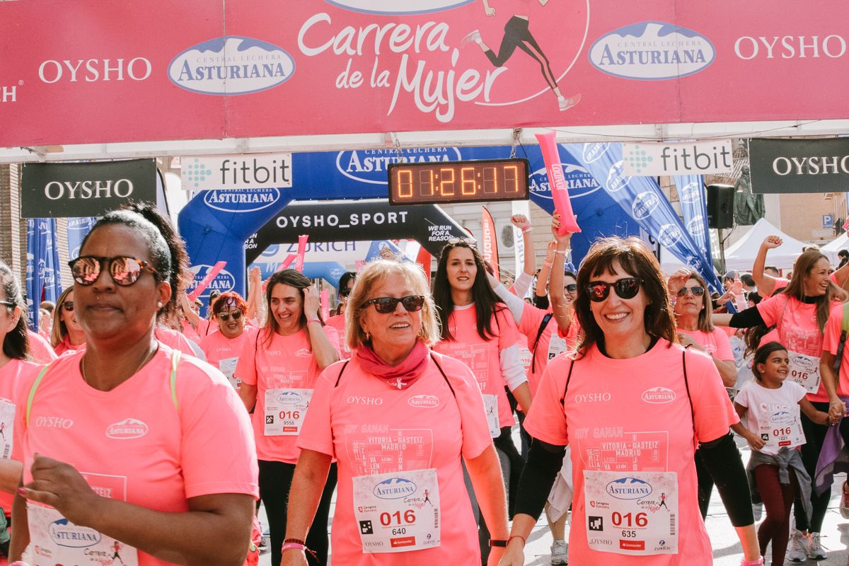 Llegada de la Carrera de la Mujer de Zaragoza (GALERÍA 24)
