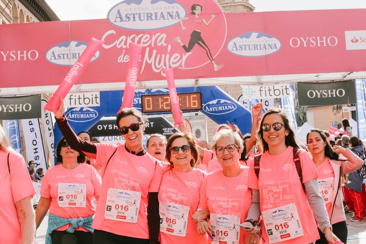 Llegada de la Carrera de la Mujer de Zaragoza (GALERÍA 24)