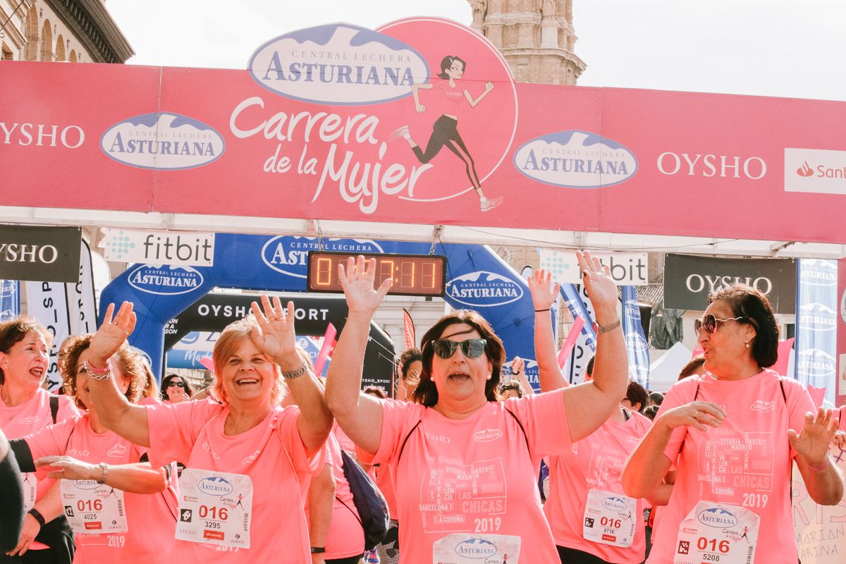 Llegada de la Carrera de la Mujer de Zaragoza (GALERÍA 24)