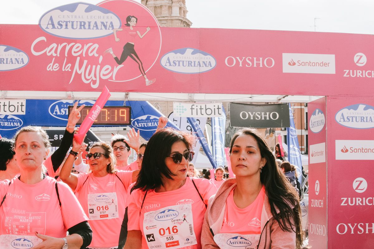 Llegada de la Carrera de la Mujer de Zaragoza (GALERÍA 24)