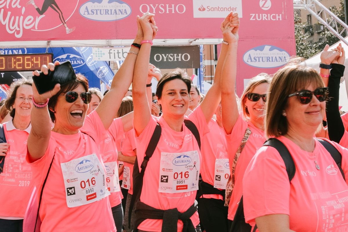 Llegada de la Carrera de la Mujer de Zaragoza (GALERÍA 24)
