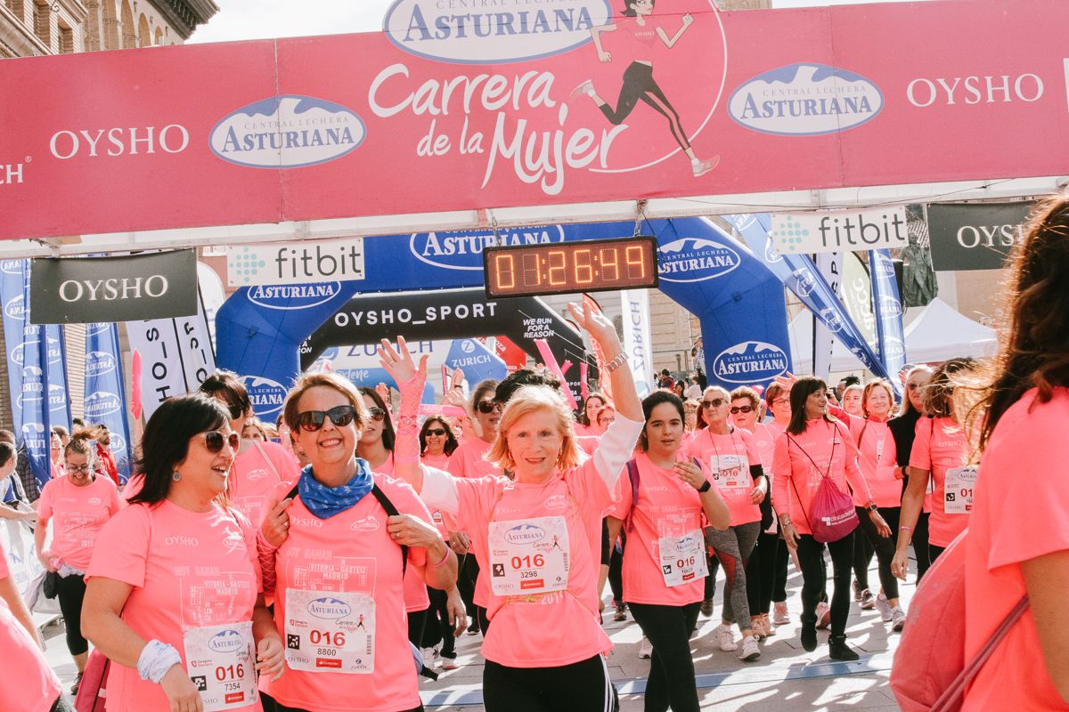 Llegada de la Carrera de la Mujer de Zaragoza (GALERÍA 24)