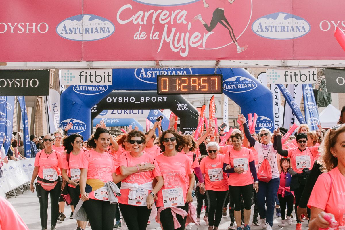 Llegada de la Carrera de la Mujer de Zaragoza (GALERÍA 26)