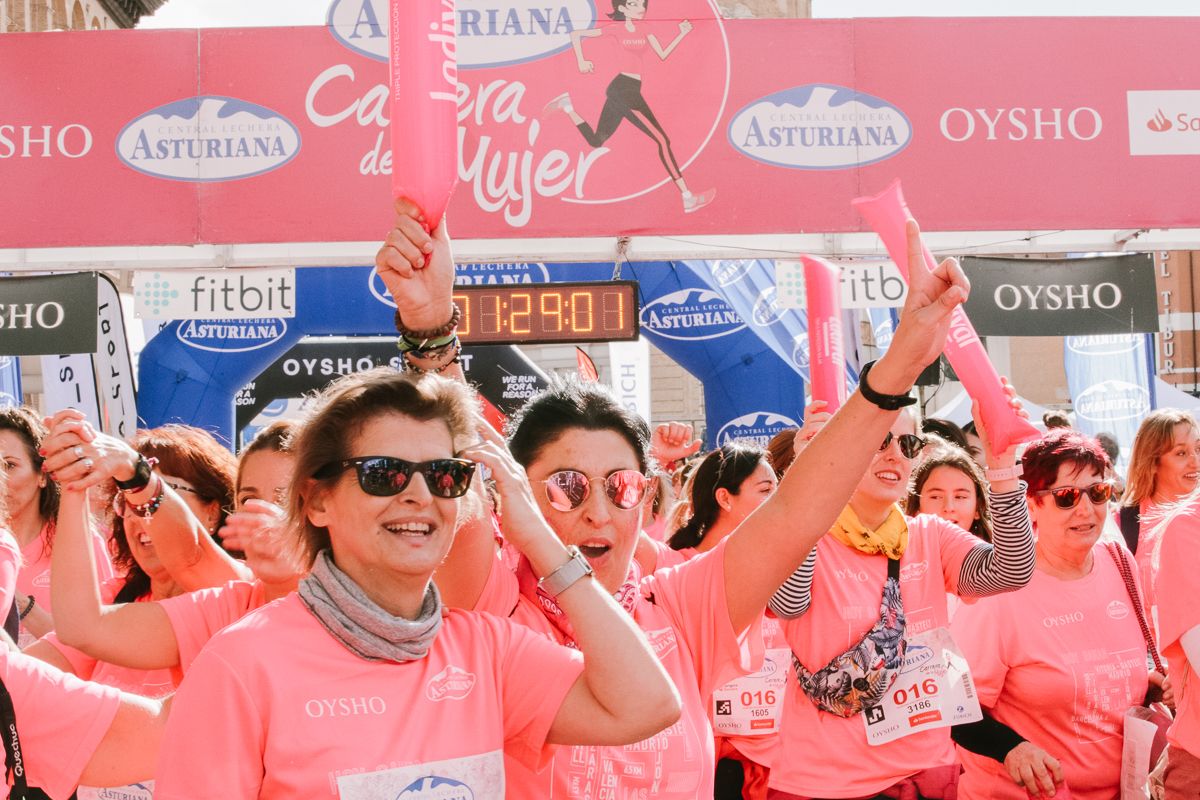 Llegada de la Carrera de la Mujer de Zaragoza (GALERÍA 25)